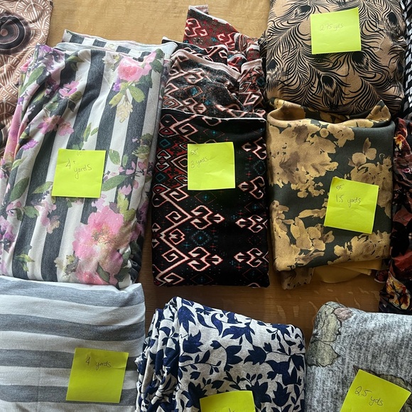 Assorted Patterned Fabrics - Picture 6 of 6